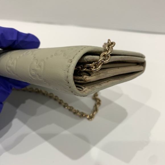 Gucci Beige Guccissima Chain Wallet Sku#85391 (Gently used, button loose) - Picture 6 of 15